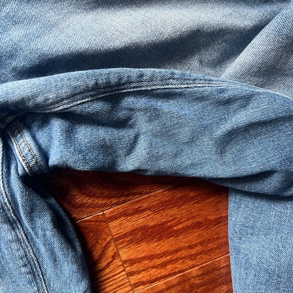 ❌SOLD❌American Eagle Mom Jean - Picture 3 of 4